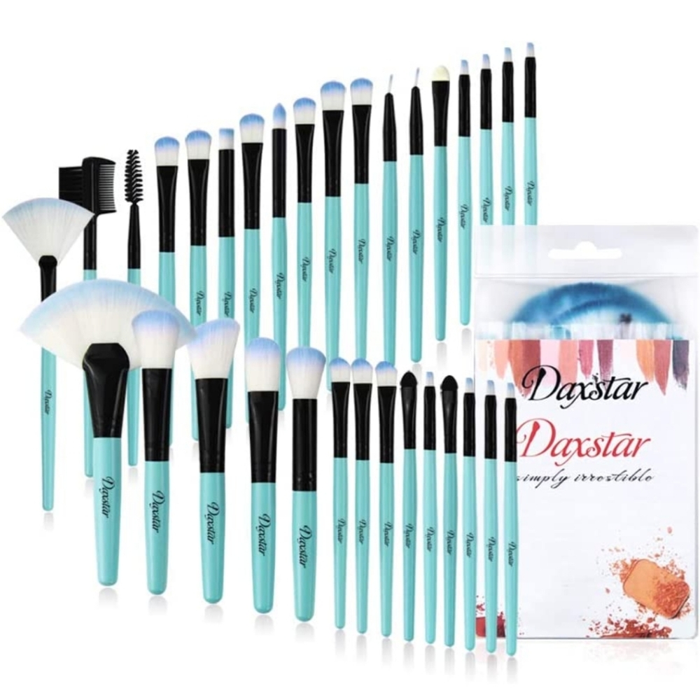 32 piece make a brush set